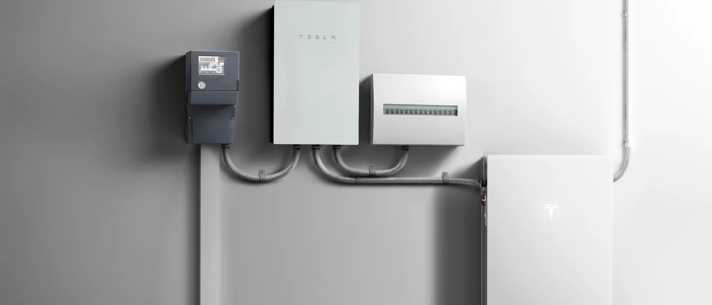 屋内に設置されたPowerwall 3